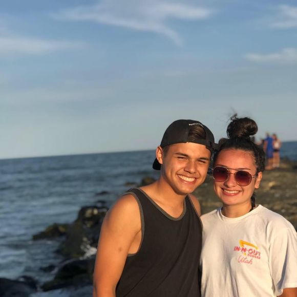 Meet your Posher, Juan - Picture 1 of 1